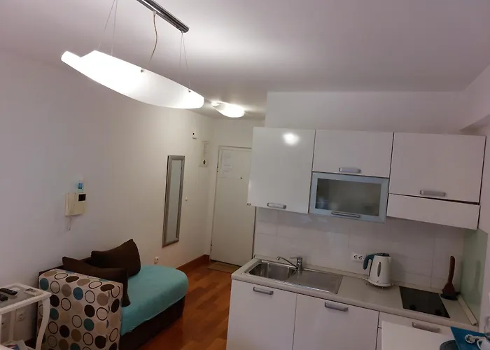 27 Apartment